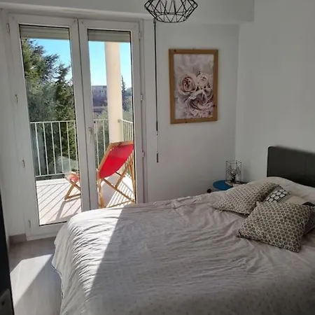 2 Pieces Confort * Saint-Raphael (Var)